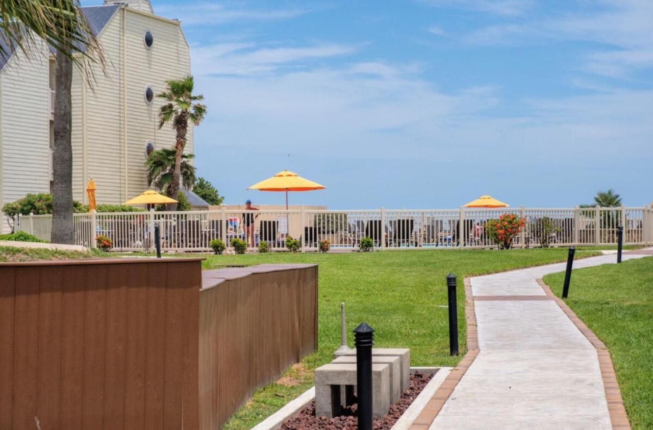 Ocean Breeze Retreat 2Bed 2Bath, Heated Pool! Daire South Padre Island Dış mekan fotoğraf