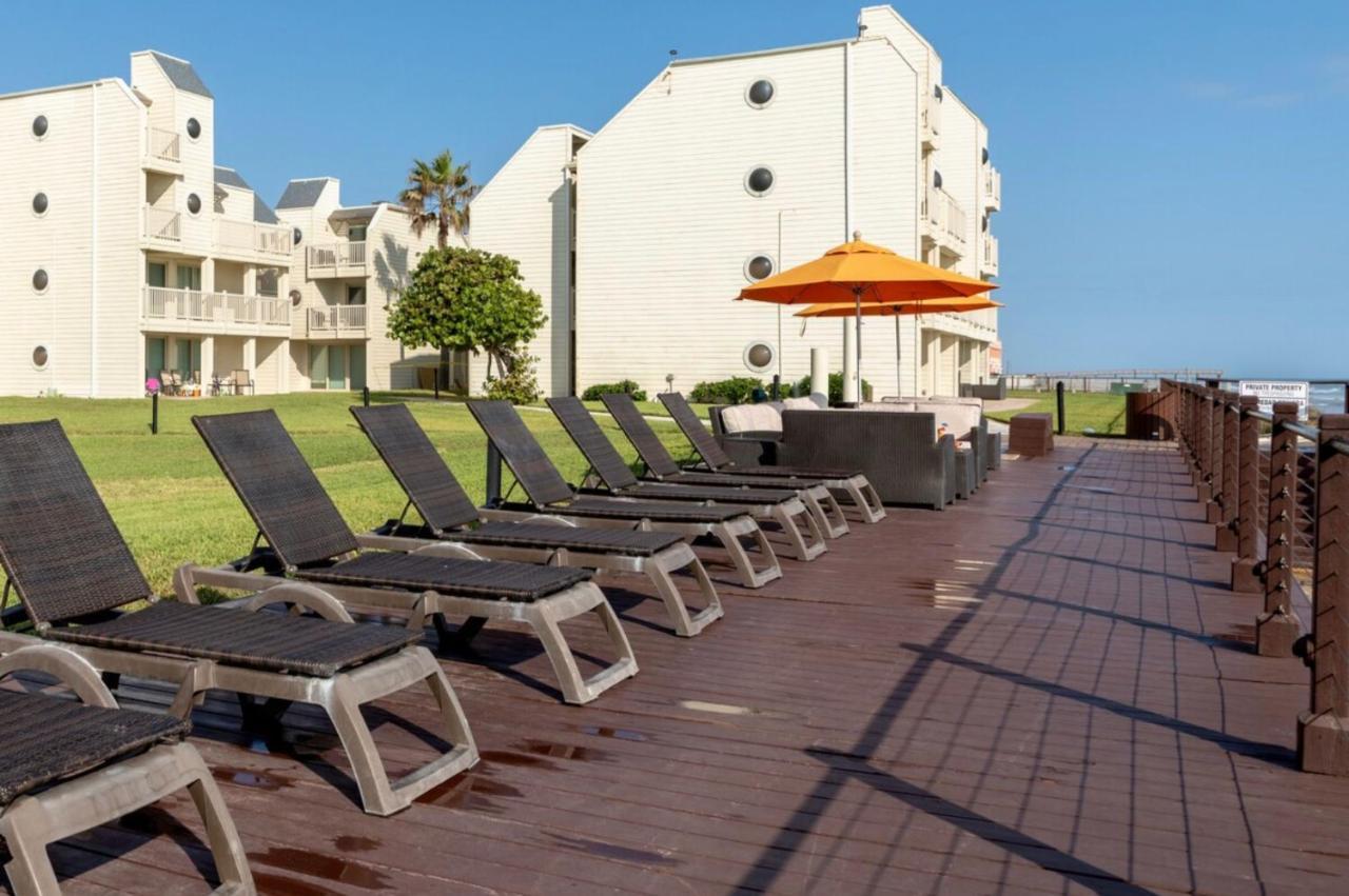Ocean Breeze Retreat 2Bed 2Bath, Heated Pool! Daire South Padre Island Dış mekan fotoğraf
