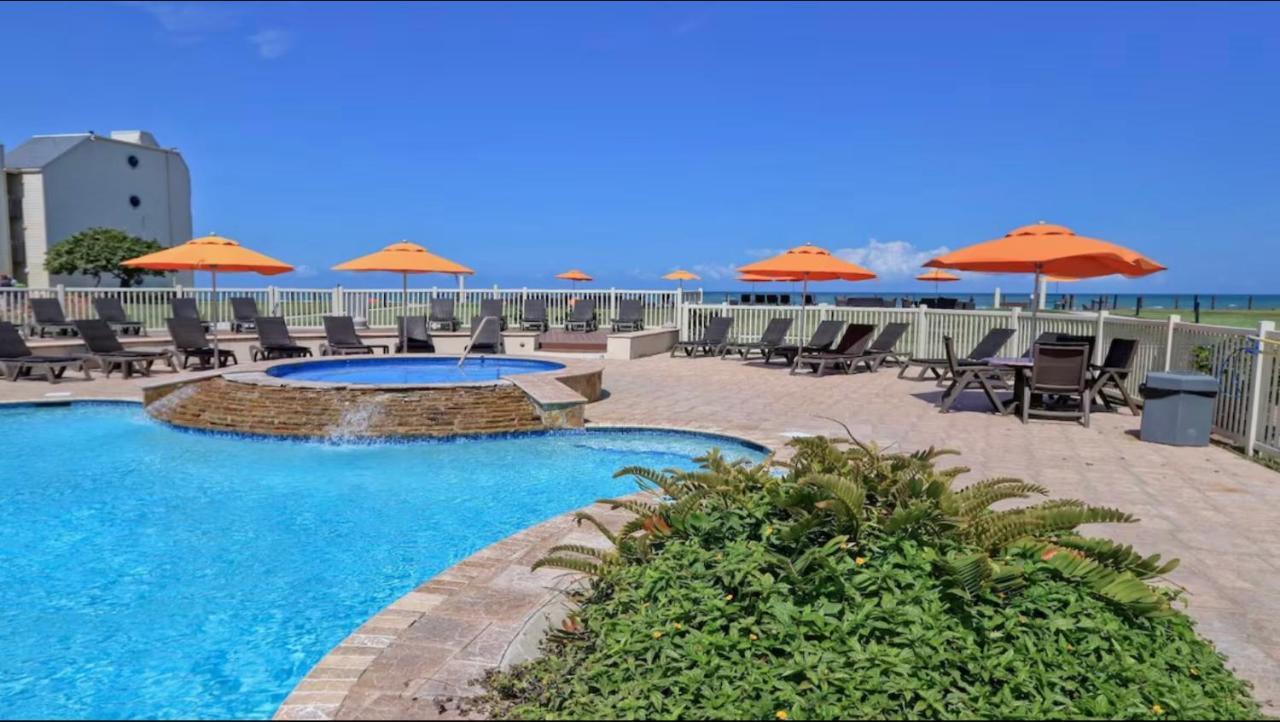 Ocean Breeze Retreat 2Bed 2Bath, Heated Pool! Daire South Padre Island Dış mekan fotoğraf